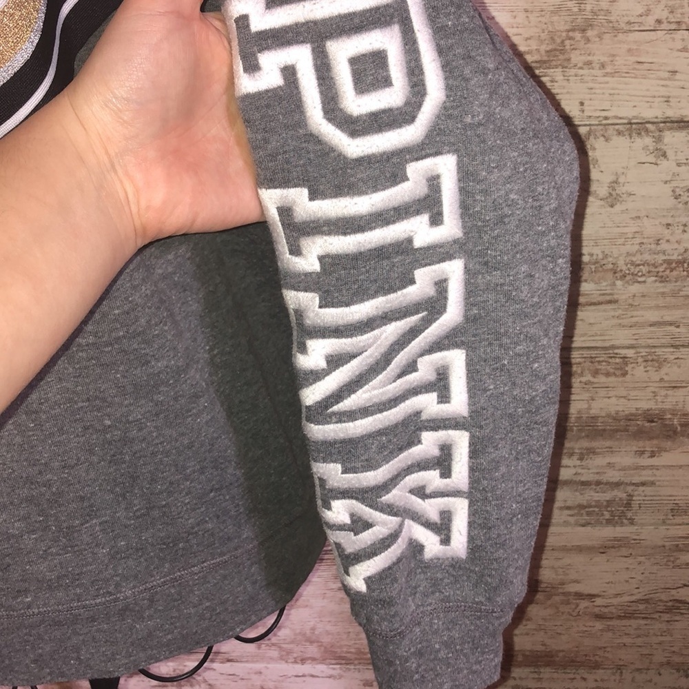 Pink Victoria’s Secret grey gold and white sweatshirt size XS crew neck comfy - Picture 4 of 7